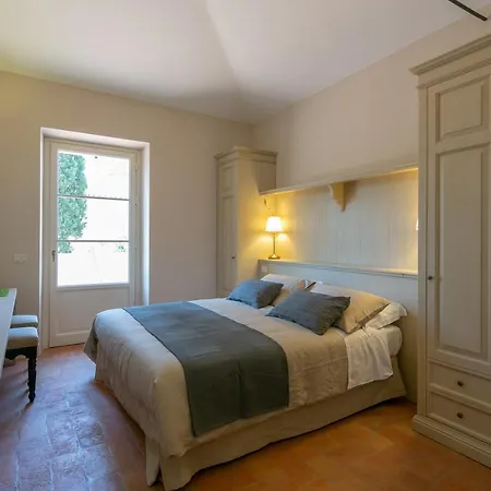 Severina Κορτόνα