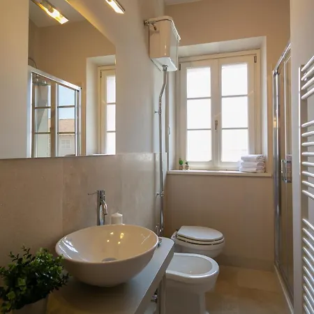 Severina Κορτόνα