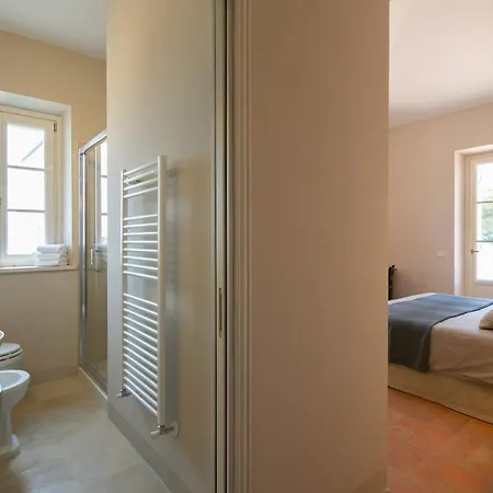 Severina Κορτόνα