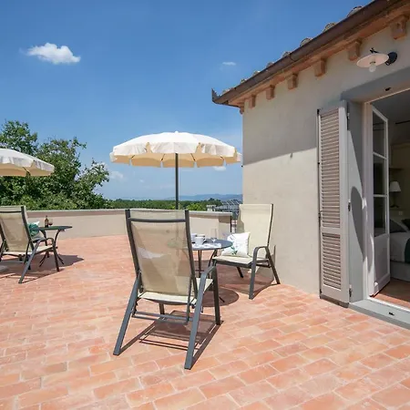 Severina Κορτόνα